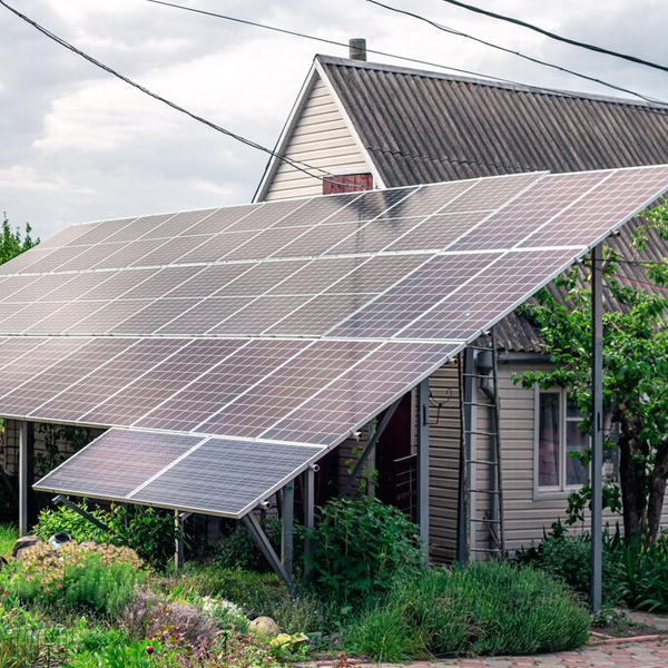 Home Solar Installation Perth specialists setting up efficient residential solar panels and battery systems